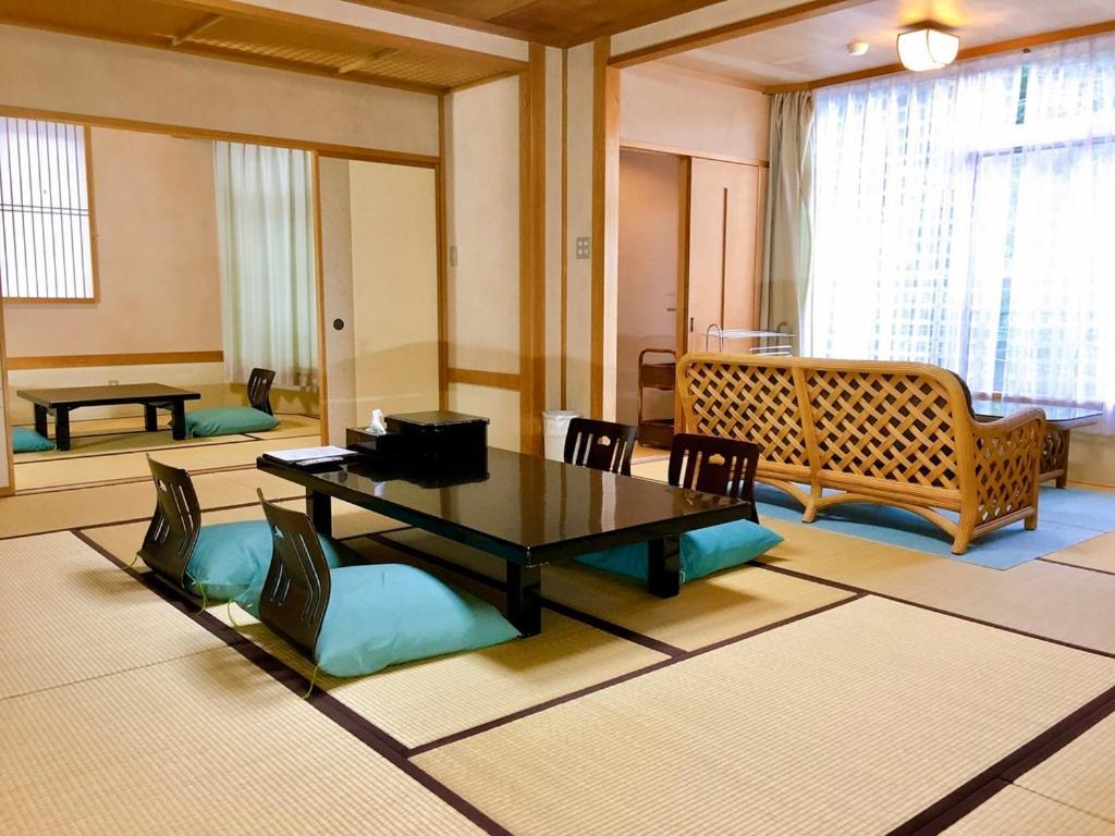 Katsura No Izumi Hotel อิซึโนะคุนิ ภายนอก รูปภาพ