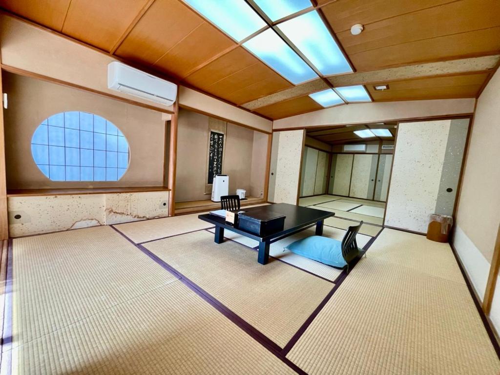 Katsura No Izumi Hotel อิซึโนะคุนิ ภายนอก รูปภาพ